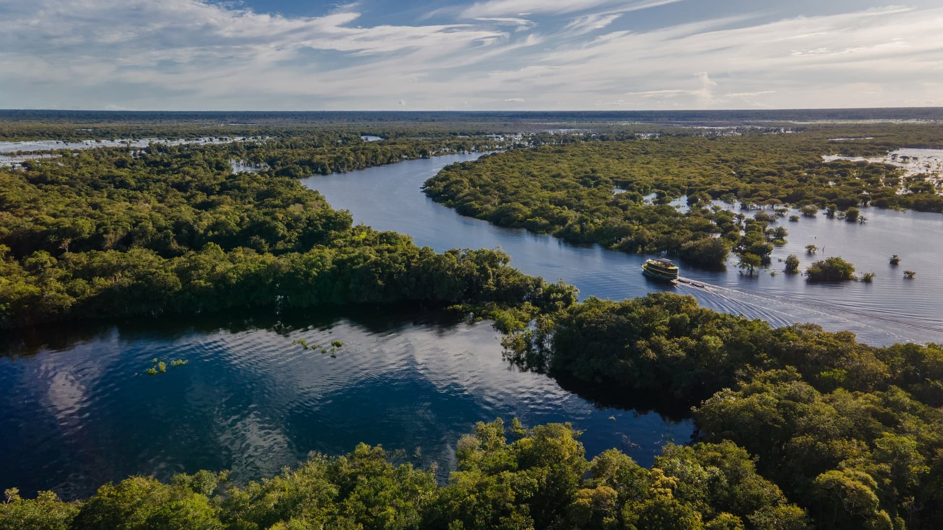 5-day Amazon River Cruise in Brazil 5-day Amazon River Cruise in Brazil