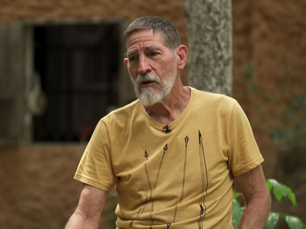 American biologist Roy Funch, former director and key figure in the creation of Chapada Diamantina National Park, talking outdoors. American biologist Roy Funch, former director and key figure in the creation of Chapada Diamantina National Park, talking outdoors.