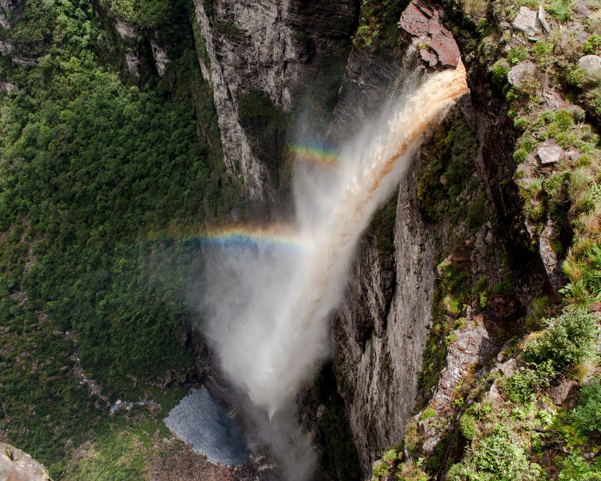 Chapada Diamantina Waterfalls: Best Trails and Hidden Gems Chapada Diamantina Waterfalls: Best Trails and Hidden Gems